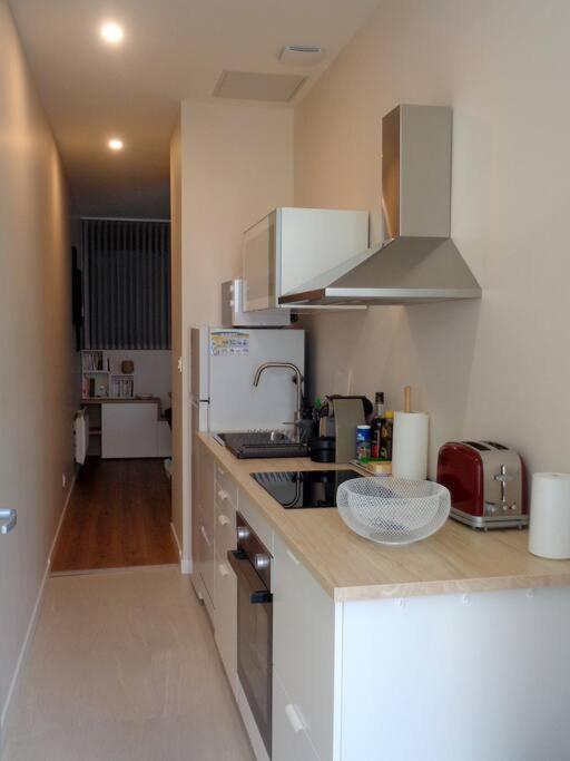 Appartement Hestia F1 Bis + Terrasse Hyper Centre Lons-le-Saunier Exterior foto